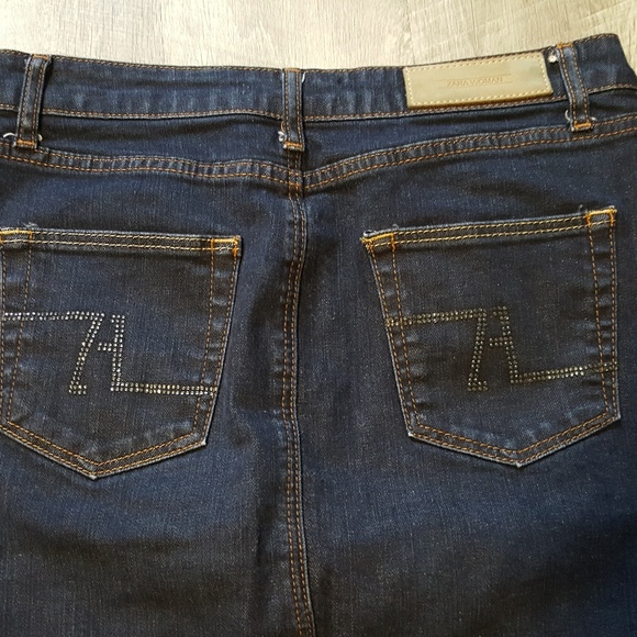 Zara Denim Pencil Skirt Size Small Blue Jean - Picture 3 of 3